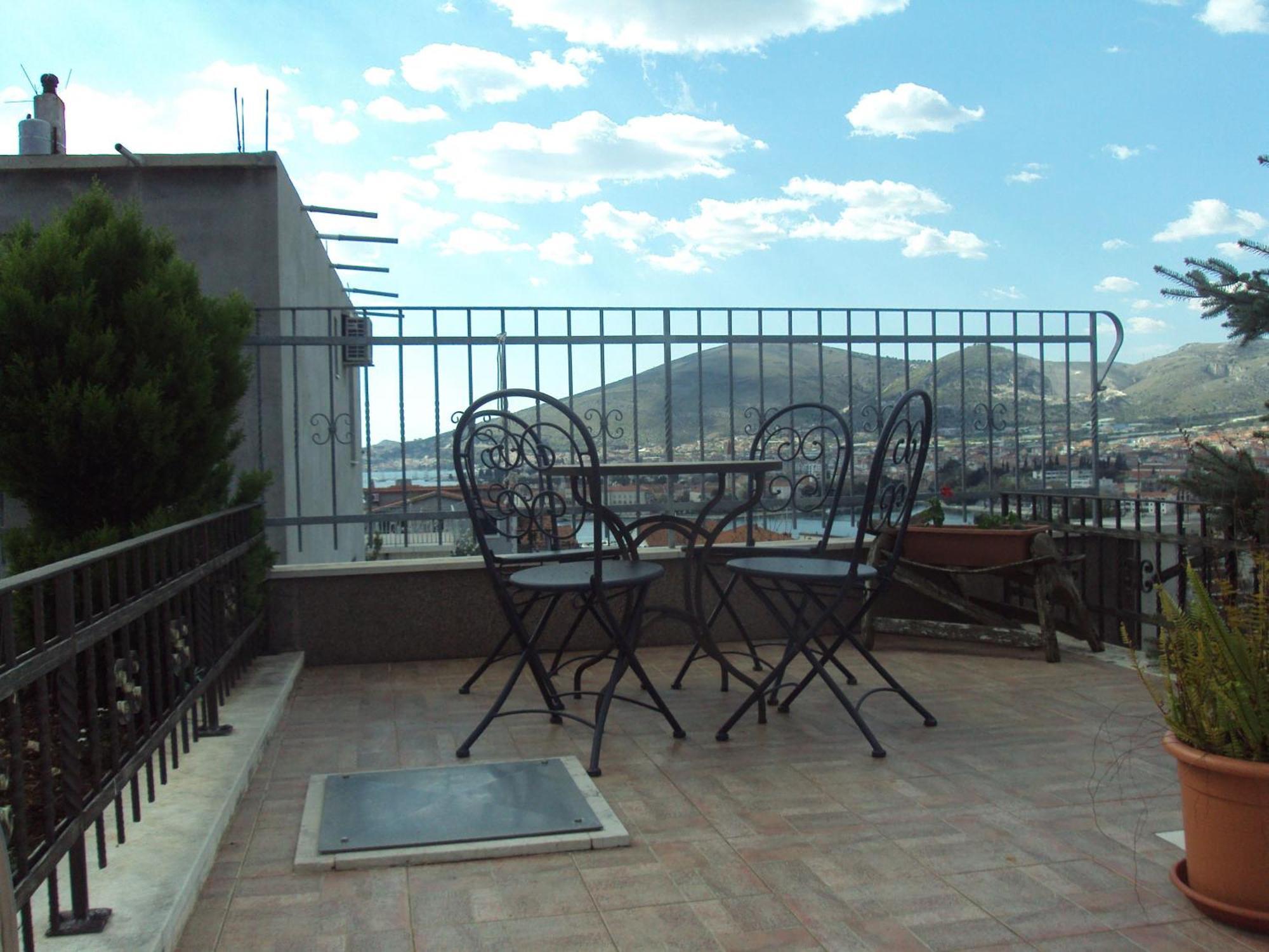 Apartments Ivona 2 Trogir Kültér fotó