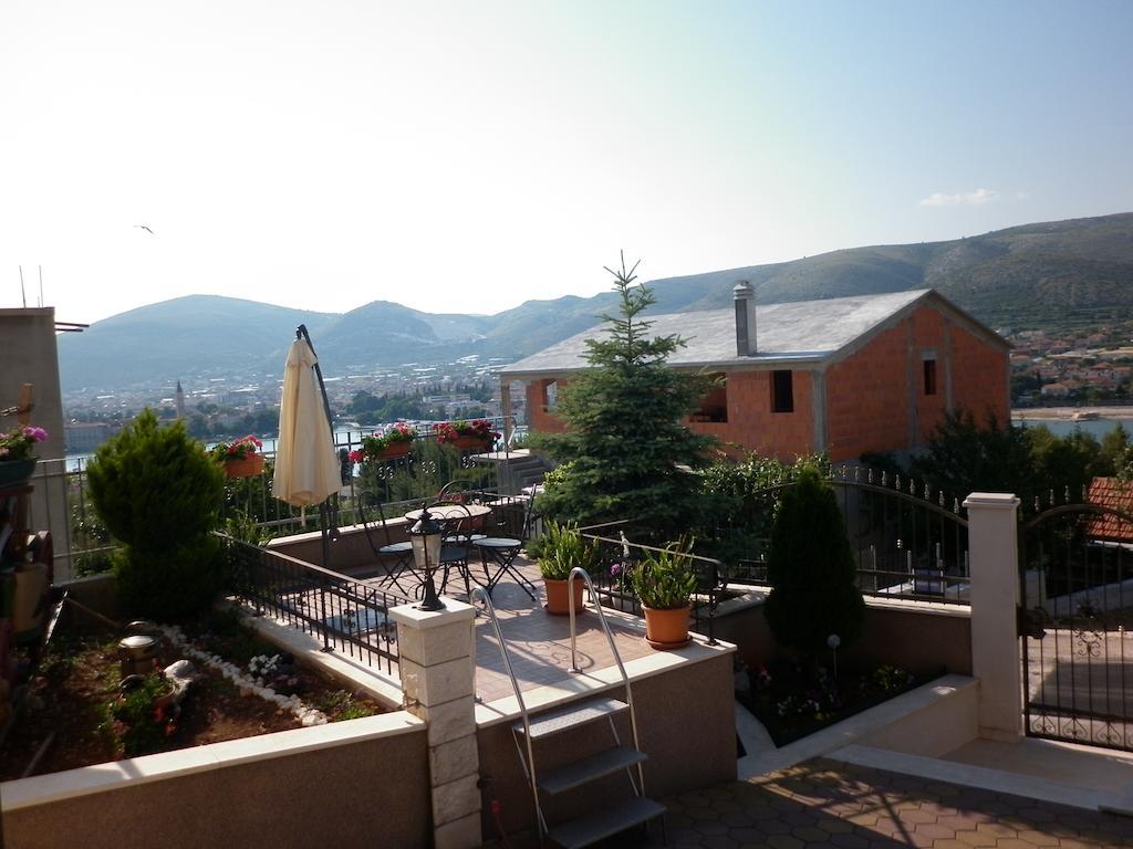 Apartments Ivona 2 Trogir Kültér fotó
